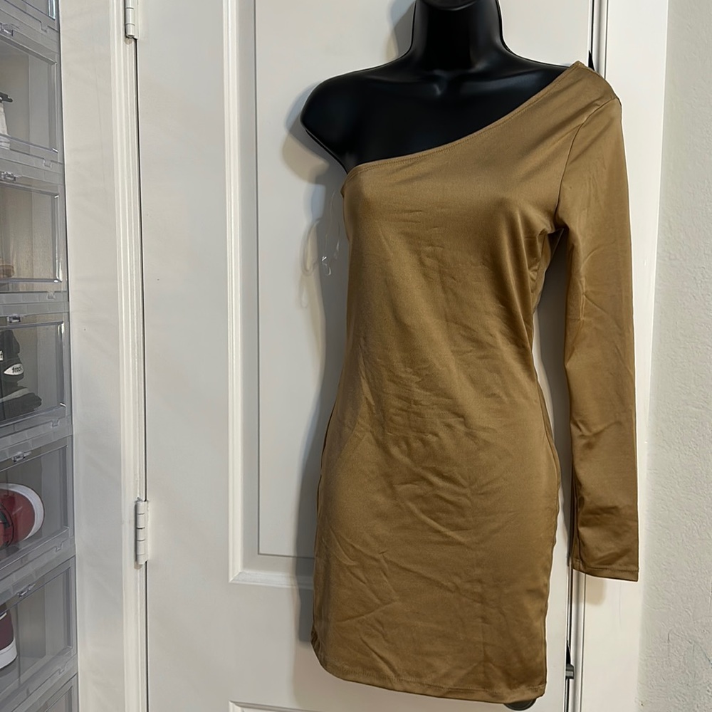One shoulder dresses